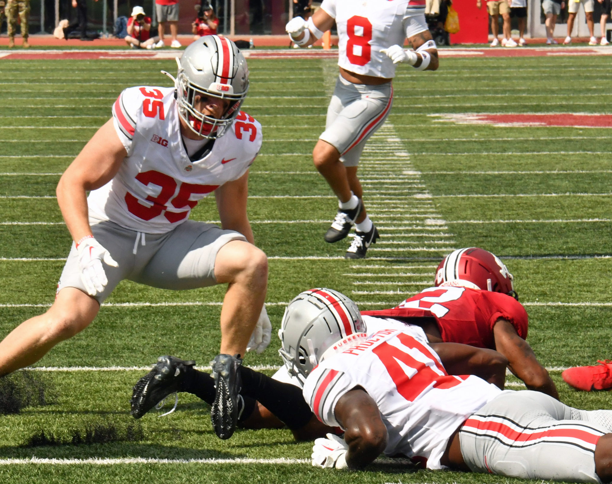 Ohio States Tommy Eichenberg Named Big Ten Butkus Fitzgerald Linebacker Of The Year Buckeye 5272